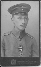Titel: Gnter Heymann (1) - Beschreibung: Portrtfoto in Uniform und Orden ( Eisernes Kreuz ) - vermutlich zum Zeitpunkt 1.Weltkrieg